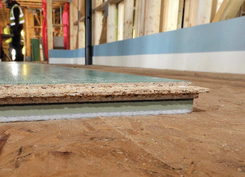 Panneau en bois pour isolation phonique des planchers